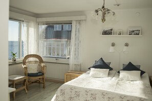 Double Room, Private Bathroom, Sea View