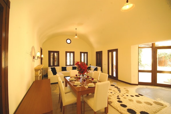 Villa | Living area