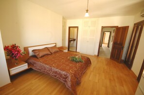 Villa | 4 dormitorios, escritorio, tabla de planchar con plancha y wifi gratis