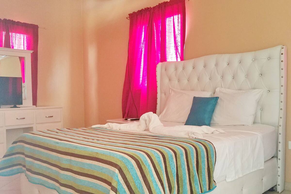 Basic Apartment, 1 Bedroom, Kitchen, Tower | 1 bedroom, Frette Italian sheets, premium bedding, pillow-top beds
