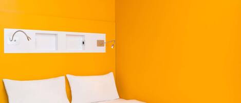 Standard Apartment, 1 Double Bed | Free WiFi, bed sheets