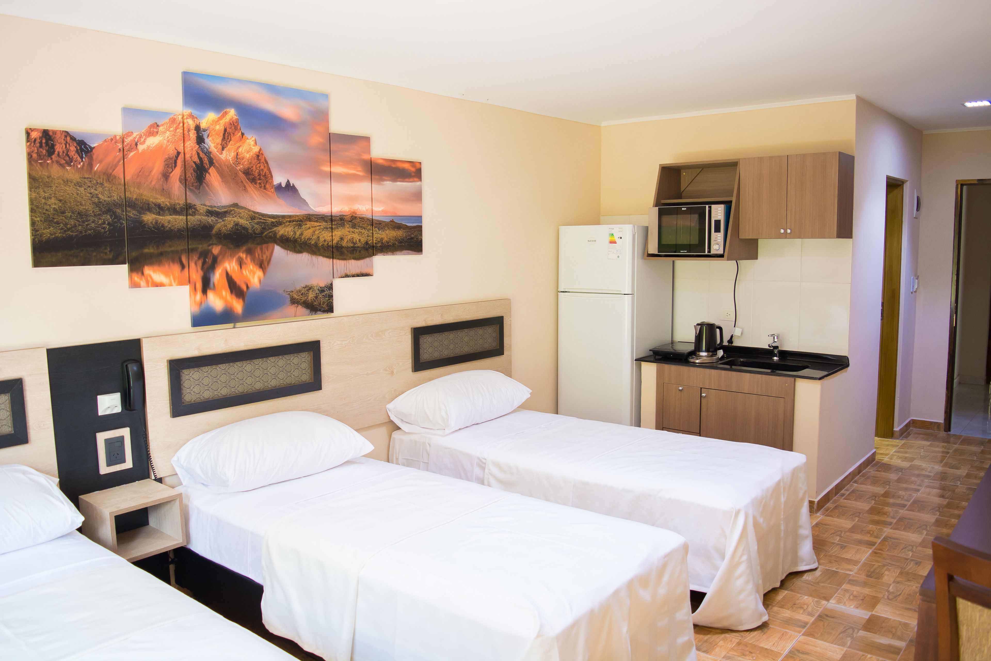 standard single room, 1 bedroom | 1 bedroom, minibar, in-room safe, desk