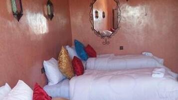 Triple Room, 3 Twin Beds | Extra beds