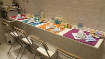 Colazione a buffet inclusa, servita tutte le mattine 