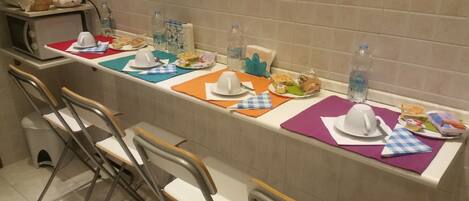 Tägliches inbegriffenes Frühstücksbuffet