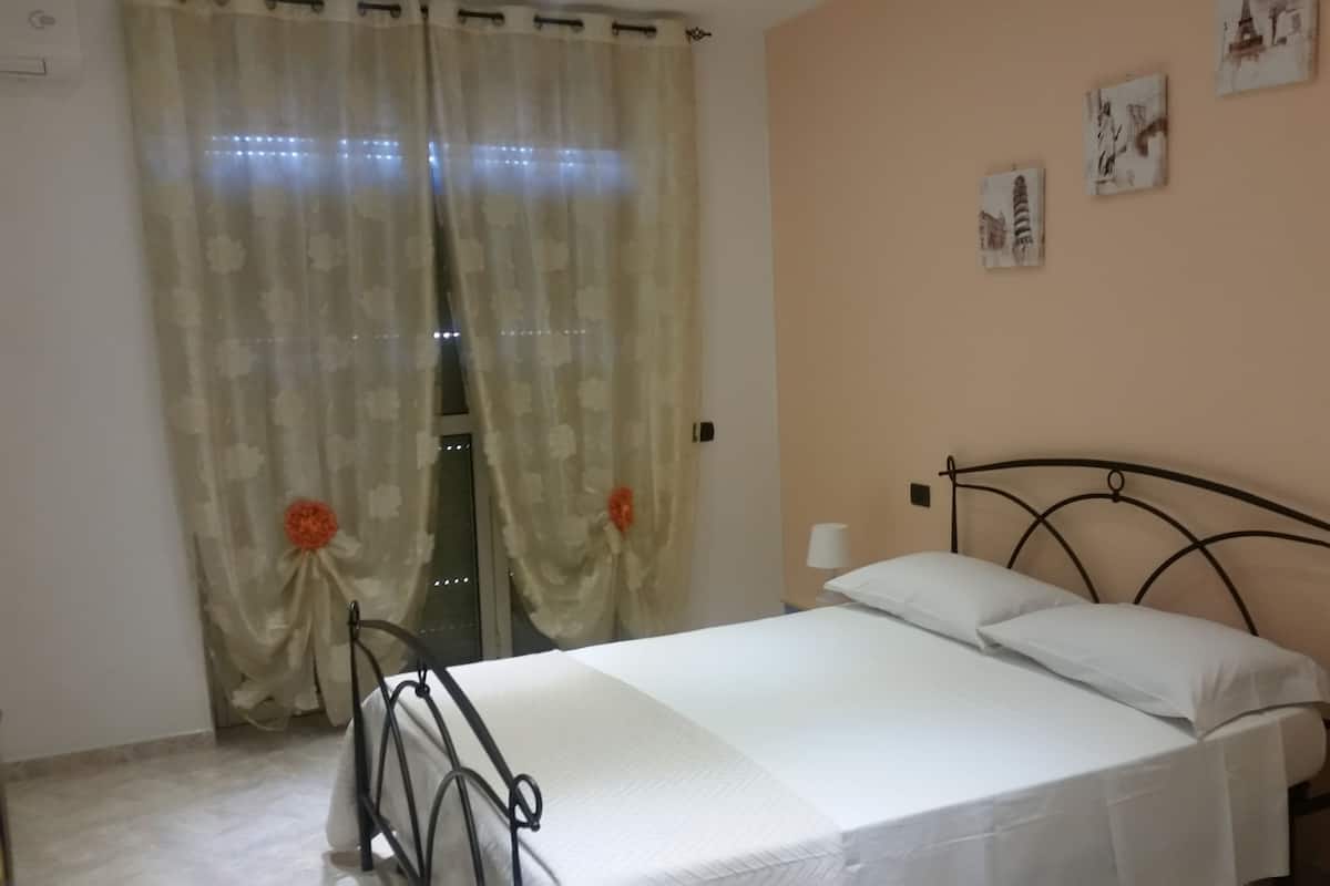 Chambre Double | Coffres-forts dans les chambres, bureau, chambres insonorisées