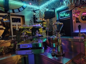 Coffee shop