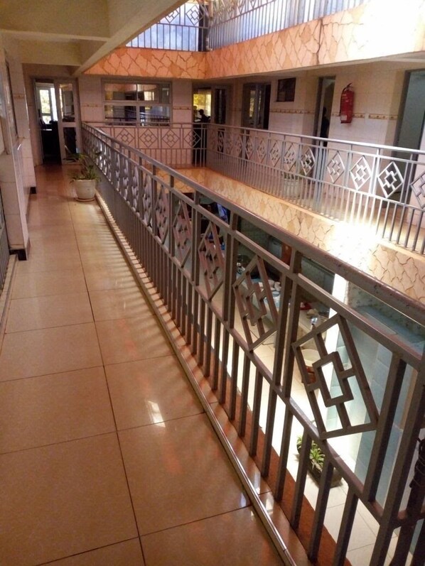 Hallway - Lau Guest House (Machakos)