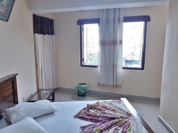 Triple Room | In-room safe, free WiFi - Lakshan View Resort (Haputhale)