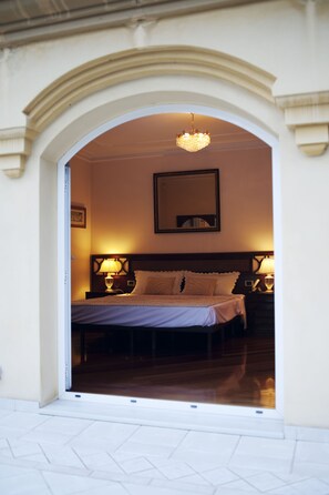 Quarto casal superior | Terraço/pátio