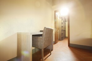 Apartment, 2 Bedrooms | Living area