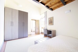 Appartement, 1 chambre | 1 chambre, lit de bébé (supplément), accès au Wi-Fi (inclus)