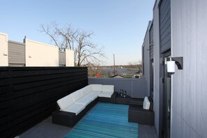 Condo, 3 Bedrooms, 2 Bathrooms | Balcony