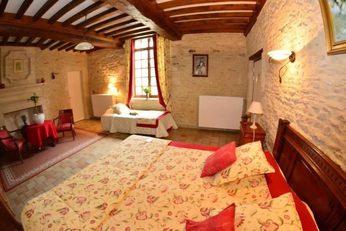 Superior suite, en-suite badkamer, uitzicht op tuin | 1 slaapkamer