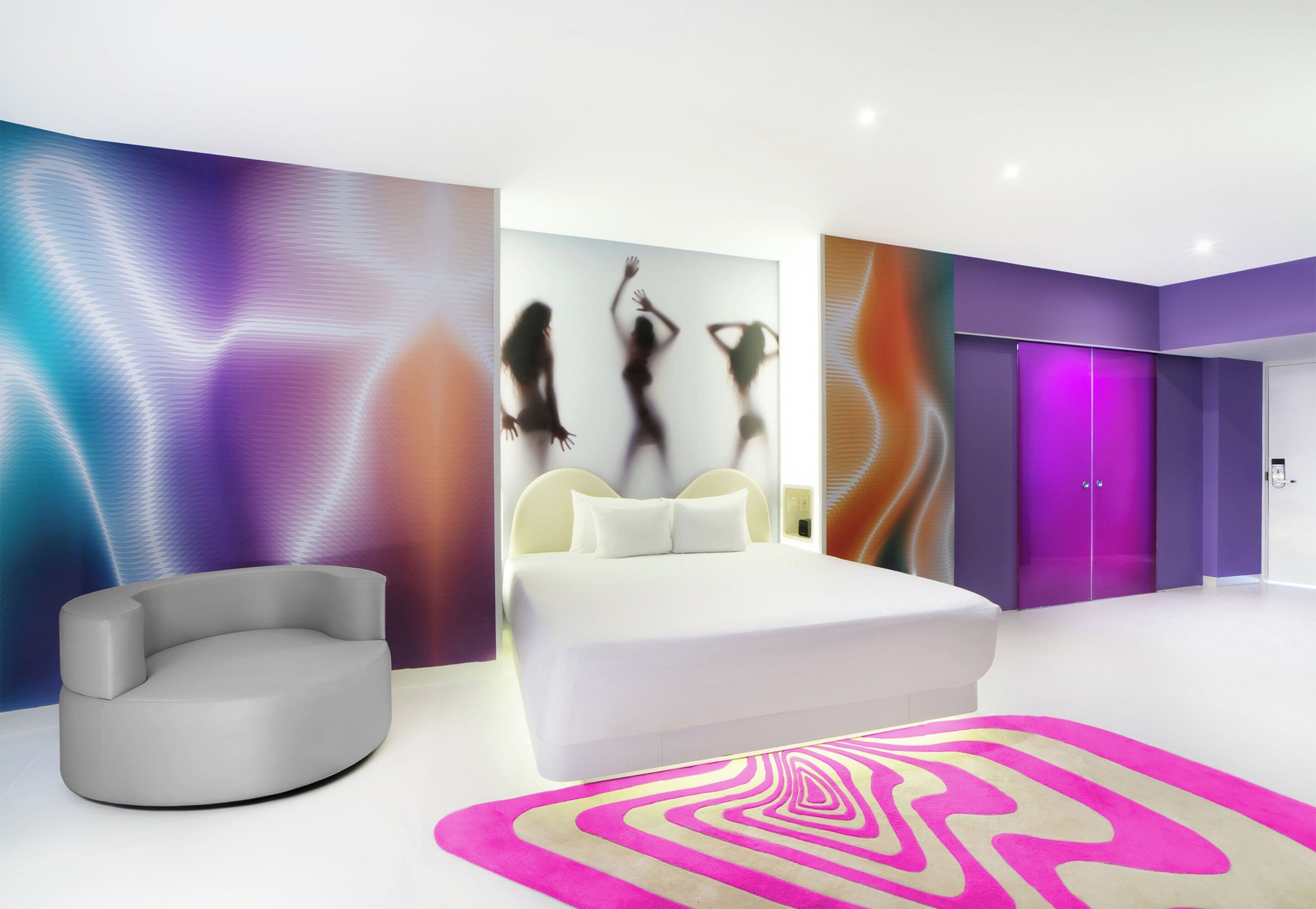 고급 침구, 무료 미니바, 객실 내 금고, 각각 다른 스타일의 인테리어