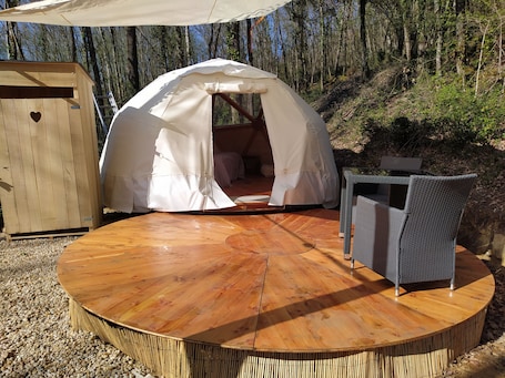 Decoración personalizada, sistema de insonorización y wifi gratis