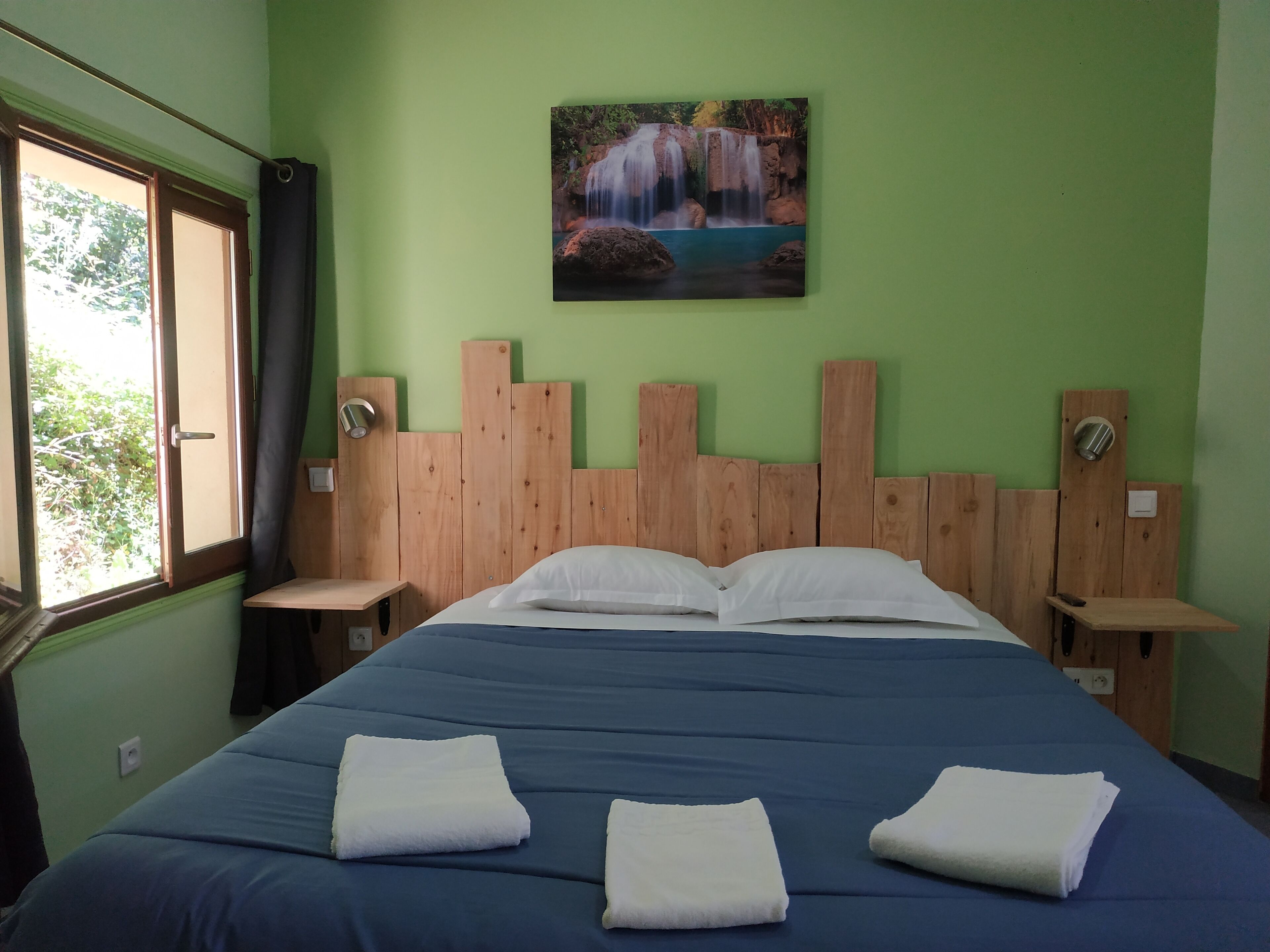 Chambre | Décoration personnalisée, chambres insonorisées, Wi-Fi gratuit