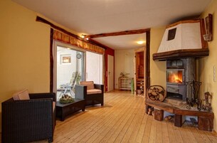 身体护理、热石按摩、脚底按摩、阿育吠陀草药疗法