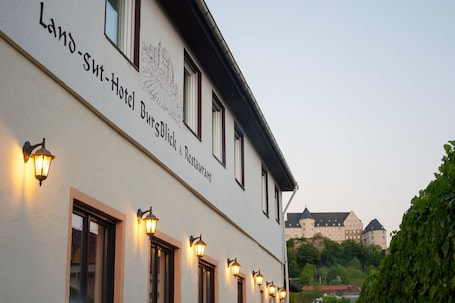Terrace/patio. Land-gut-Hotel BurgBlick