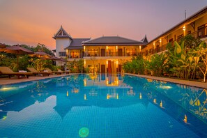 Outdoor pool - Angkor Angel Boutique Villa (Siem Reap)
