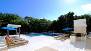 Unclassified image, 3 of 17, button - 5 Star Condo Resort Amenities by Olahola (Akumal, Quintana Roo)