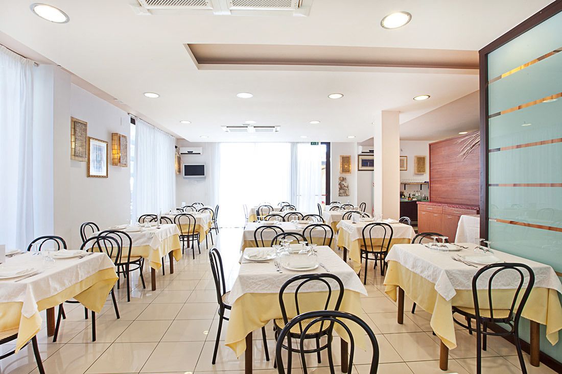 Daily buffet breakfast (EUR 6 per person)