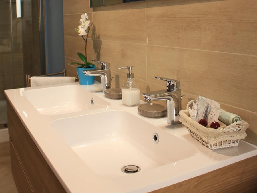 Junior Suite, Balcony, Valley View (Ensuite) | Bathroom | Shower, free toiletries, hair dryer, bidet