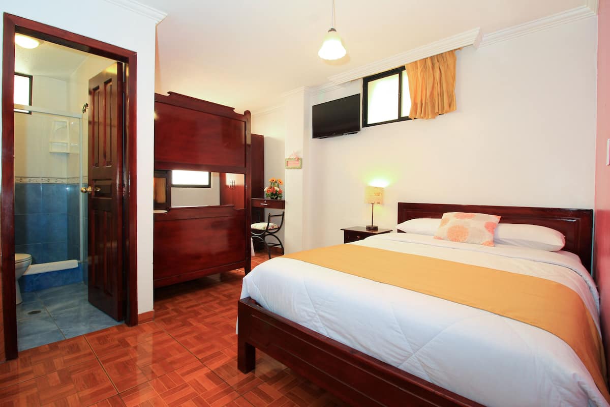 In-room safe, free WiFi, bed sheets
