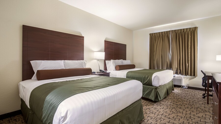 Cobblestone Hotel & Suites - Victor