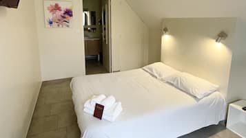 Comfort Room | 1 bedroom, premium bedding, desk, laptop workspace