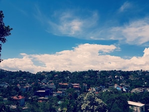 View from property - Unique View Hotel - Hostel (Kandy)