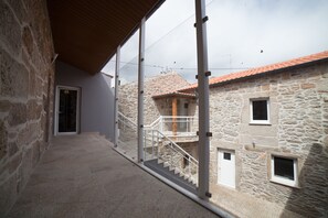 Porch - Pátio da Caetana (Almeida)