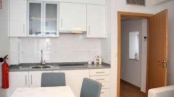 Deluxe-Apartment, 1 Schlafzimmer | Eigene Kochnische