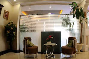 Lobby lounge - Maskan Al Dyafah Hotel Apartment (Dammam)