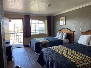 Deluxe Room, 2 Double Beds | Desk, iron/ironing board, free WiFi, bed sheets - Arlington Inn (Riverside)