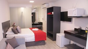 Studio, Non Smoking | Minibar, desk, blackout curtains, iron/ironing board - SmartSharing Vn Gomes de Carvalho (São Paulo)