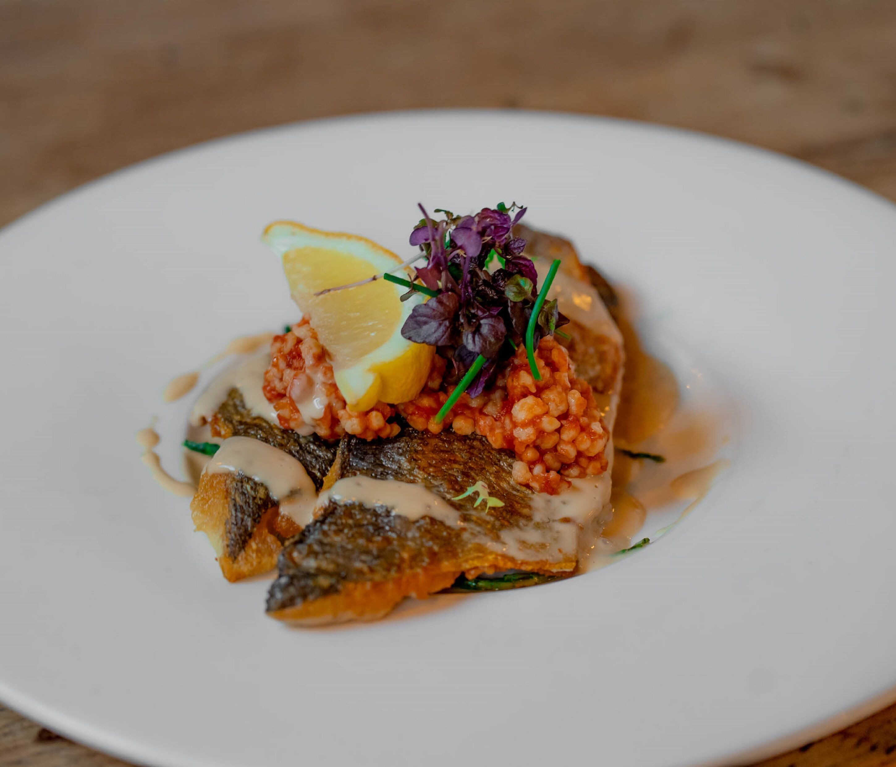 2 restaurants, breakfast, lunch, dinner served; international cuisine