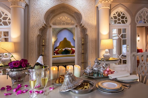Room service - dining