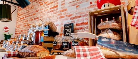 Daily buffet breakfast (EUR 14 per person)