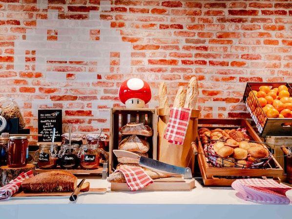 Daily buffet breakfast (EUR 14 per person)