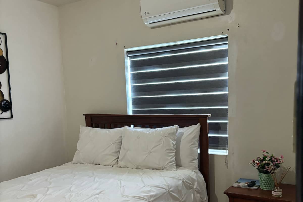 Apartment, 1 Queen Bed | 1 bedroom, desk, blackout drapes, iron/ironing board