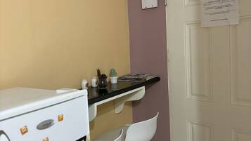 Basic Apartment, 1 Double Bed | Floor plan