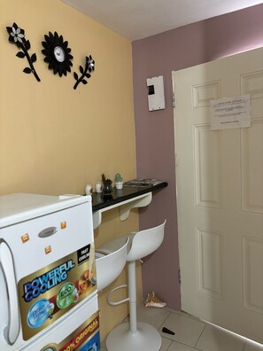 Basic Apartment, 1 Double Bed | Floor plan