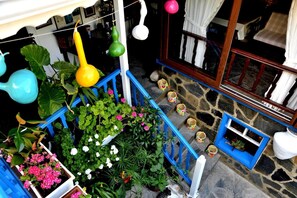 Courtyard - Selanik Pansiyon (Selçuk)