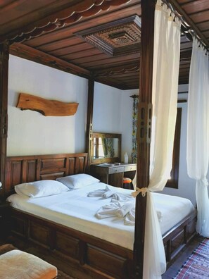 Kahden hengen tavanomainen huone | Ilmainen Wi-Fi, vuodevaatteet