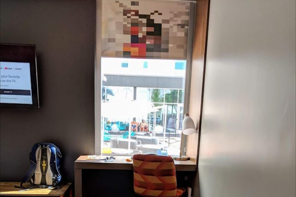 Literie de qualité supérieure, coffres-forts dans les chambres, bureau