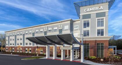 Cambria Hotel West Orange