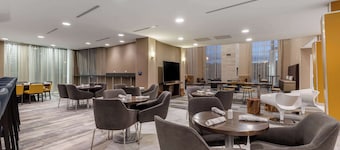 Cambria Hotel West Orange