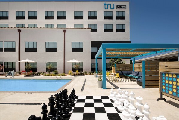 Outdoor pool - Tru By Hilton San Antonio Downtown Riverwalk (San Antonio)