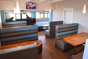 Interior - Grafton Backpackers (Auckland)